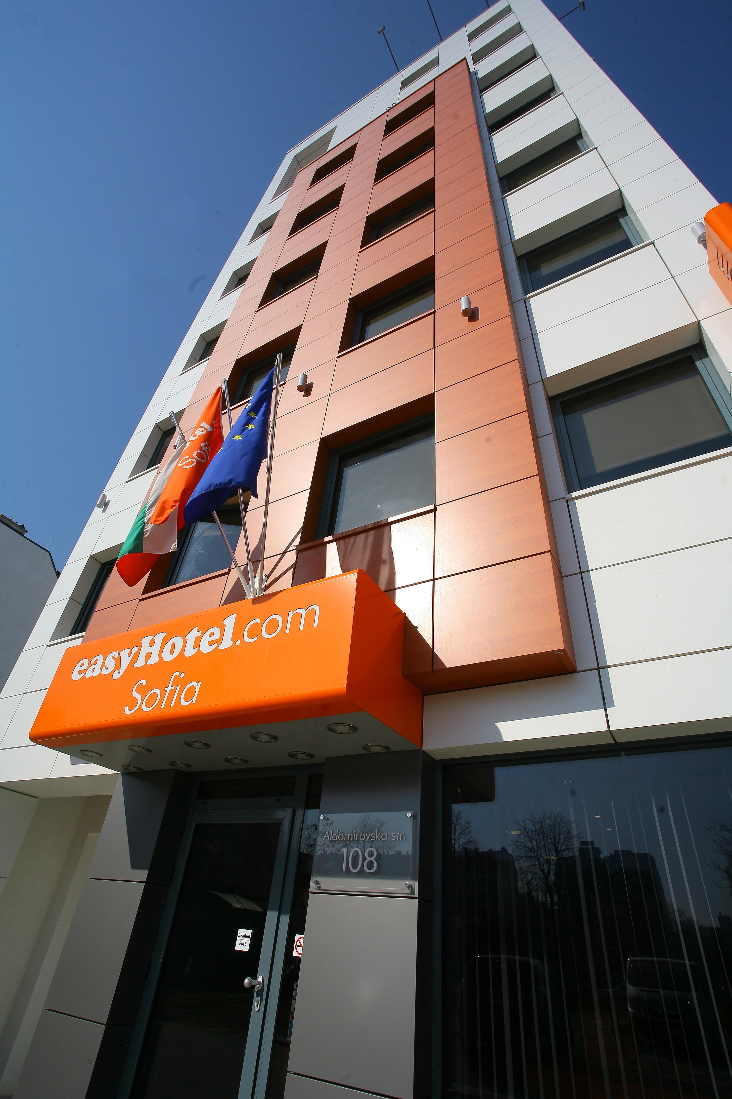 Easyhotel Hotel